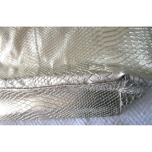 Neiman Marcus Tote-Large Shiny Gold Metallic Faux Snake Skin-Carry All Purse Bag - Picture 6 of 16